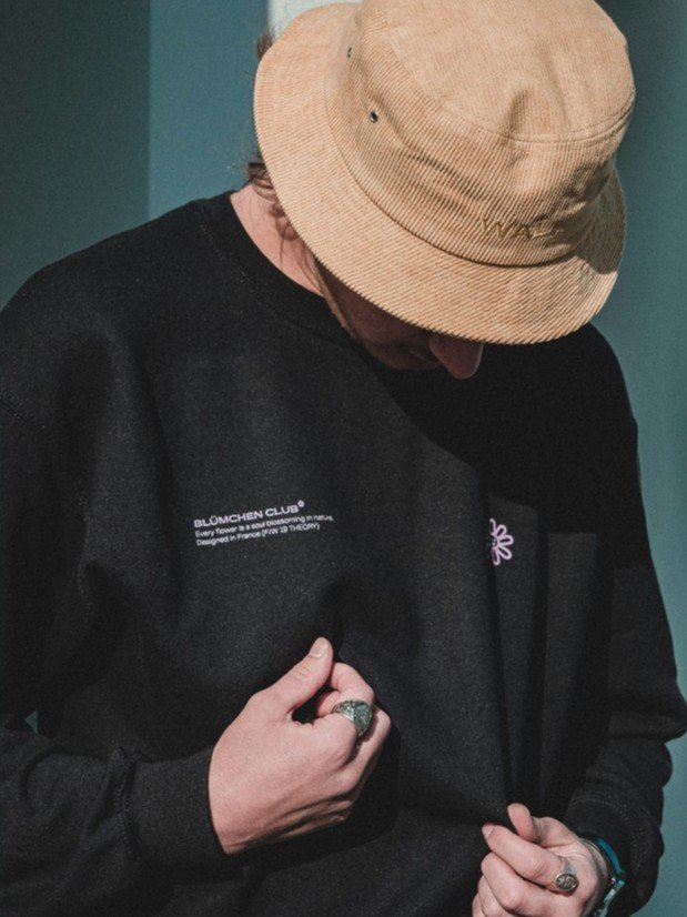 Heavyweight Pullover Hoodie